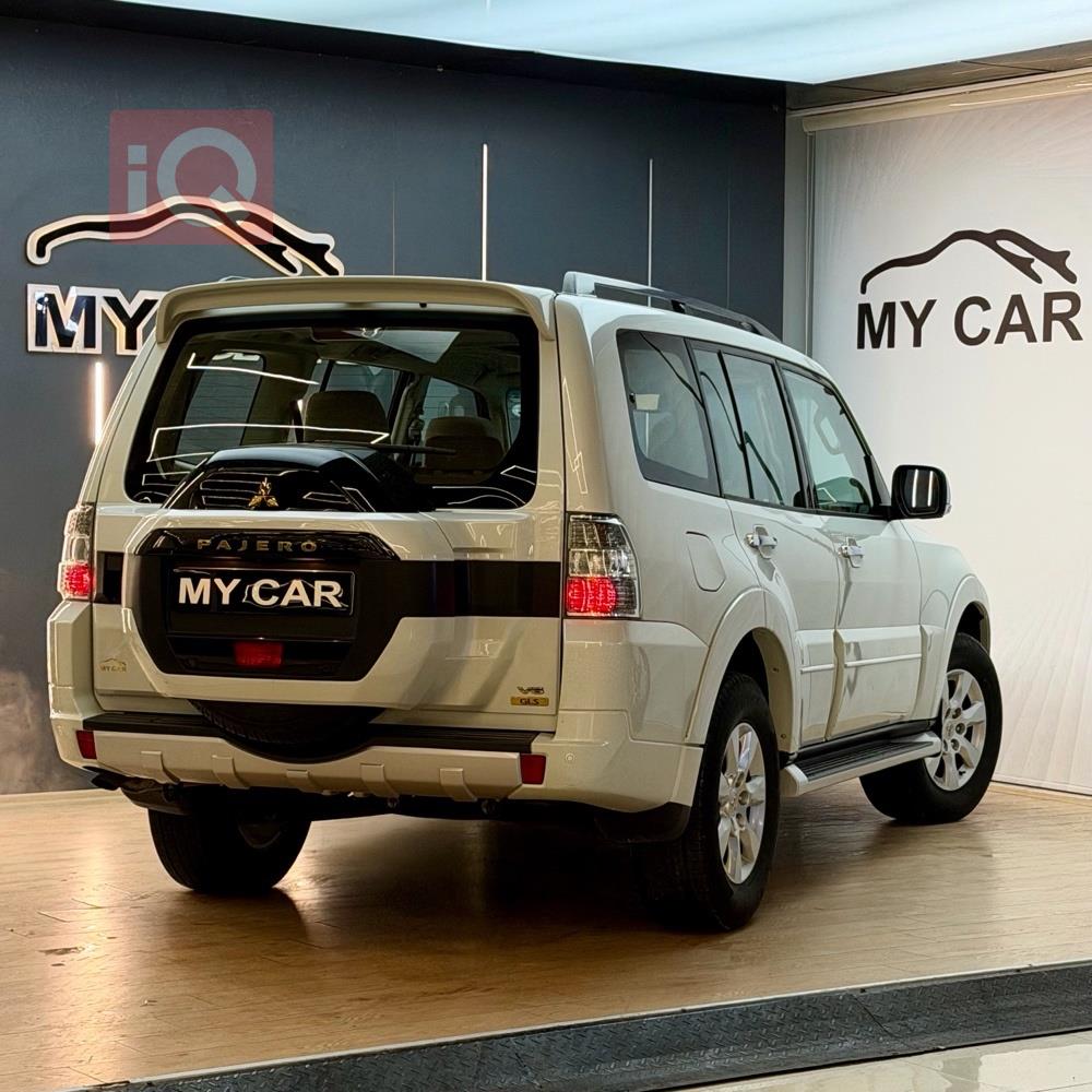 ميتسوبيشي باجيرو